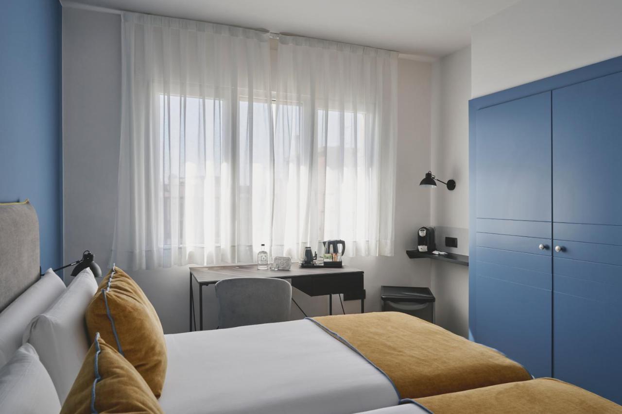 Tres Torres Atiram Hotel Barcelona Exterior foto